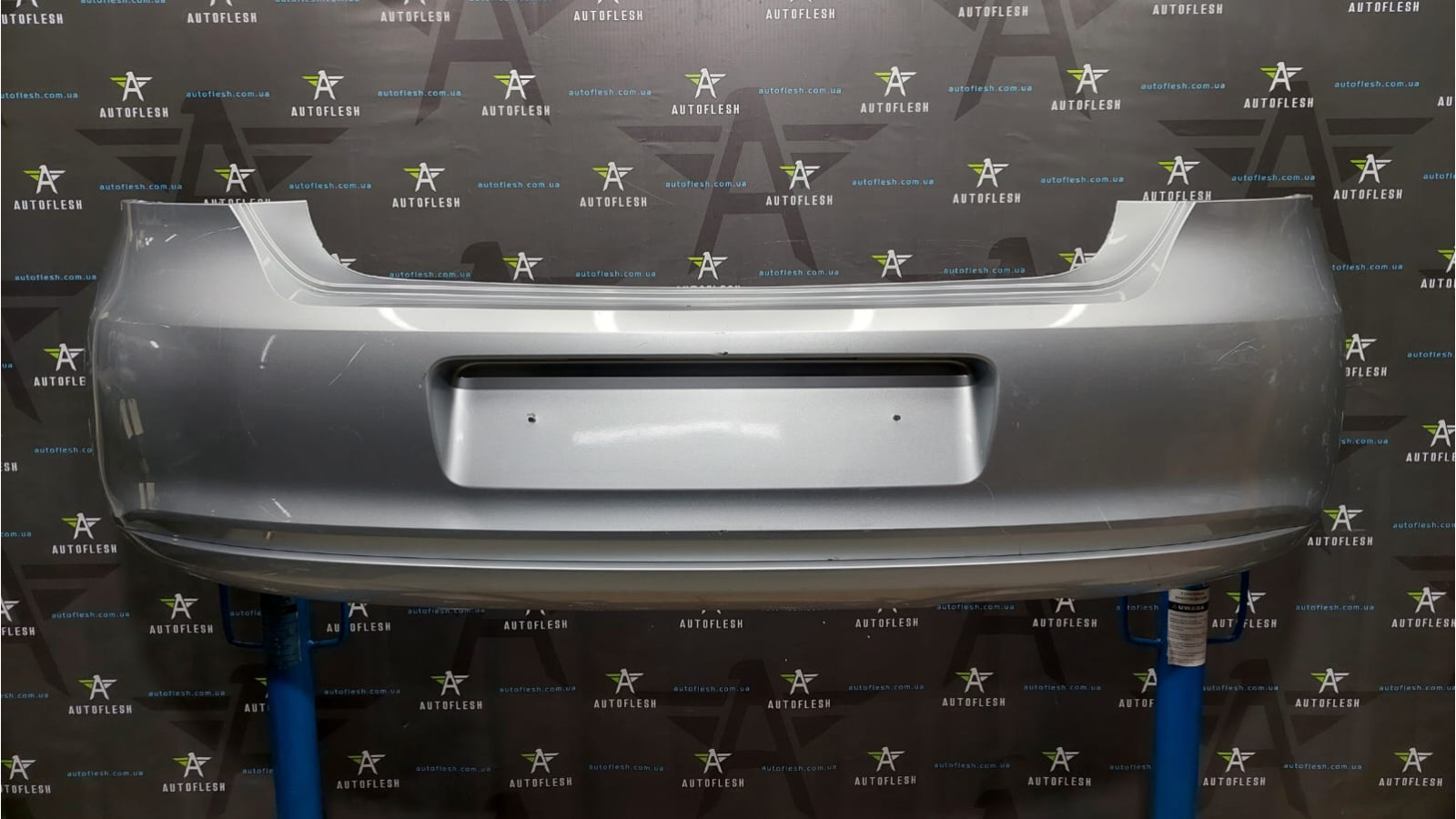 Бампер задний 6R6807421BH, 6R6807421BHGRU, цвет: 8E8E Volkswagen Polo 6R хетчбек бу Бампер задний 6R6807421BH, 6R6807421BHGRU, цвет: 8E8E Volkswagen Polo 6R хетчбек бу